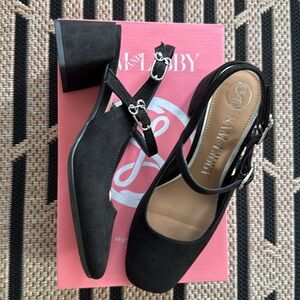 Sam and Libby Grace Black Suede Mary Jane’s Like New
